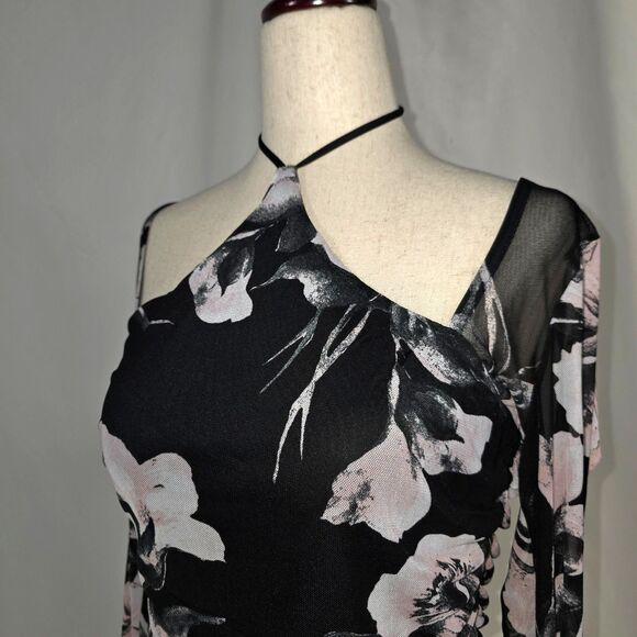 Venus Halter Neck Sheer Floral Blouse Size Medium - Picture 2 of 5